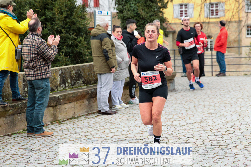 VR Bank Hauptlauf 10000m | 3 Koenigslauf 2023 - Realisiert mit Pictrs.com