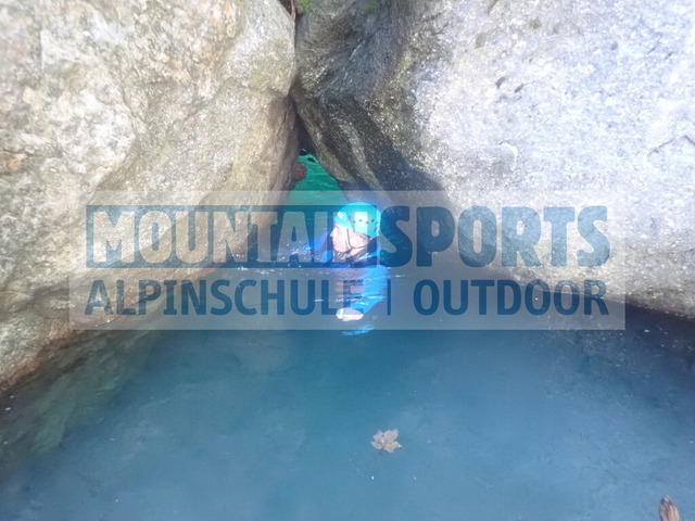 P9220071 | Bestelle die Bilder deines Berg- oder Wasser-Abenteuers mit Mountain Sports bequem von zu Hause aus direkt über unseren Online Fotoshop von pictrs.com. - Realisiert mit Pictrs.com