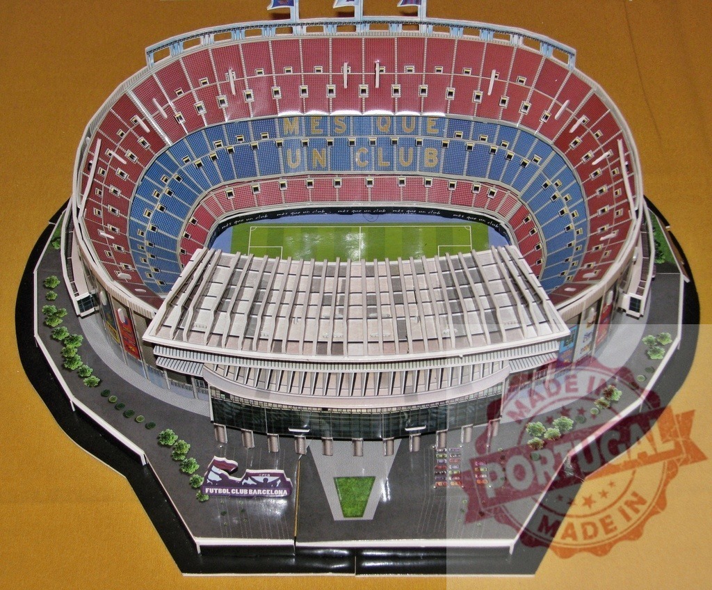 Scale model of Camp Nou stadium showing the motto Mes Que Un Club | Cardboard scale model of FC Barcelona's Camp Nou stadium, showing the writing Mes Que Un Club meaning More Than a Club - Realized with Pictrs.com