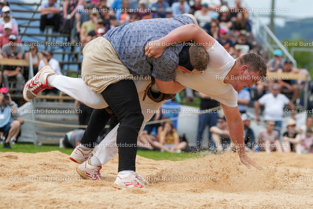 RB-02948 | René Burch leidenschaftlicher Fotograf aus Kerns in Obwalden.  Hier finden sie Sport, Landschaft und Natur Fotografie.
 - Realisiert mit Pictrs.com