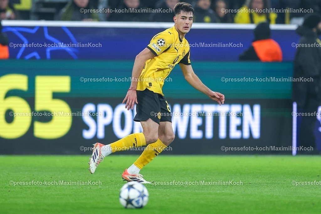 UCL25112501064 | 25.11.2025, Fußball, UEFA Champions League, Borussia Dortmund - FC Villarreal, BVB Stadion, 5. Spieltag, Saison 2025 2026: Aaron Anselmino&nbsp;(BVB #28)  Regulations prohibit any use of photographs as image sequences and or quasi-video.
