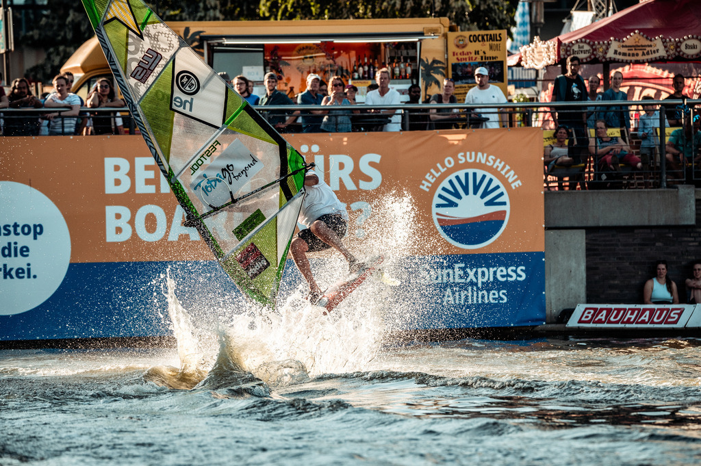 Kieler WOCHE Tow In Windsurf - @art_tokarev dpmedia (40 von 63) | dp-photography - Realisiert mit Pictrs.com