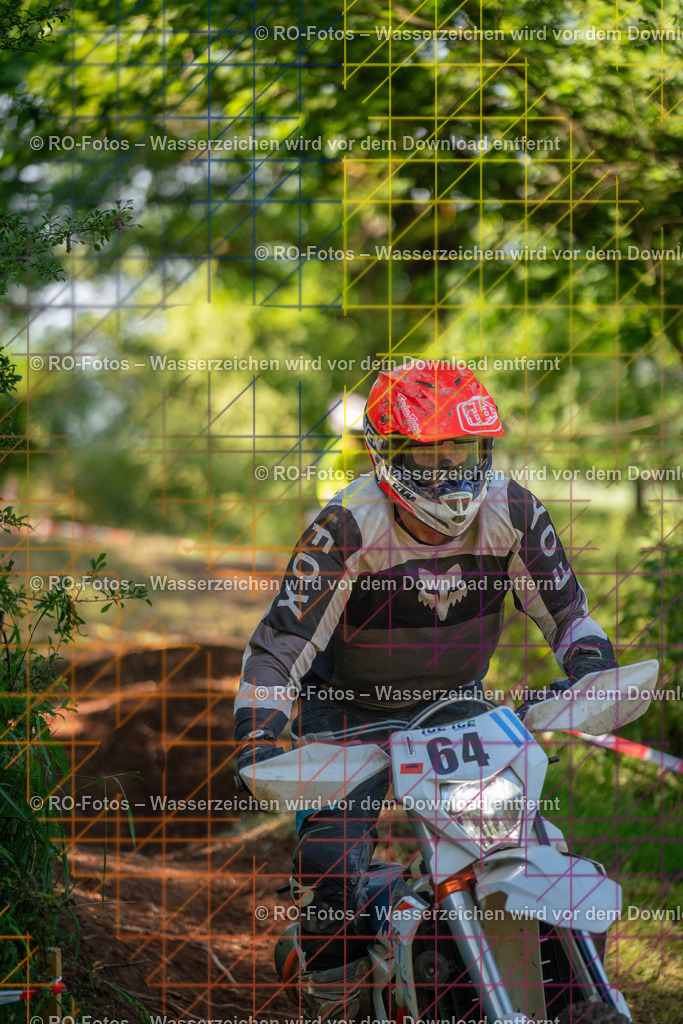 Wolfshausen 3 Lauf -1640 | Sportfotografie von RO-Fotos: Motorsport, Motocross, Enduro, Laufveranstaltungen und Triathlon. Professionelle Fotos von Sportlern und Events. - Realisiert mit Pictrs.com