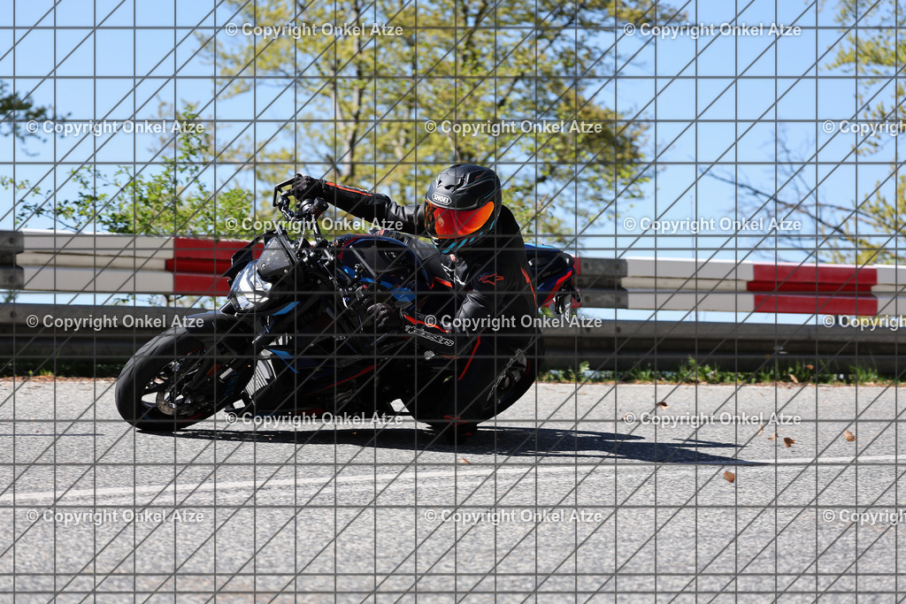 IMG_7631 | Fotograf am Kyffhäuser. Onkel Atze. Kyffhäuser Rennstrecke. Café36. Motorsportfotografie. - Realisiert mit Pictrs.com