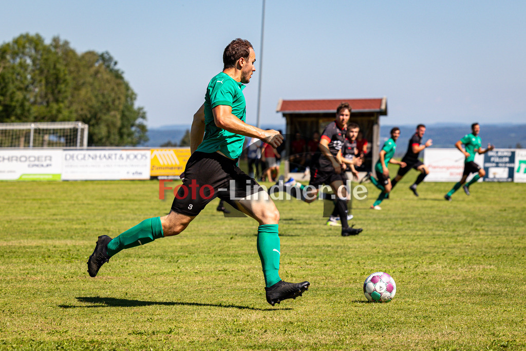 SV Wessobrunn-Haid gegen FC Wildsteig/Rottenbuch II | Fußball A-Klasse Gruppe B Herren, SV Wessobrunn-Haid gegen FC Wildsteig/Rottenbuch II, 20240811,Benedikt LANG (Wessobrunn-Haid 3) in Aktion,2024-08-11 in Wessobrunn (Sportpark Wessobrunn), Benedikt LANG (Wessobrunn-Haid 3)Copyright: WolfgangxLindner www.foto-lindner.de