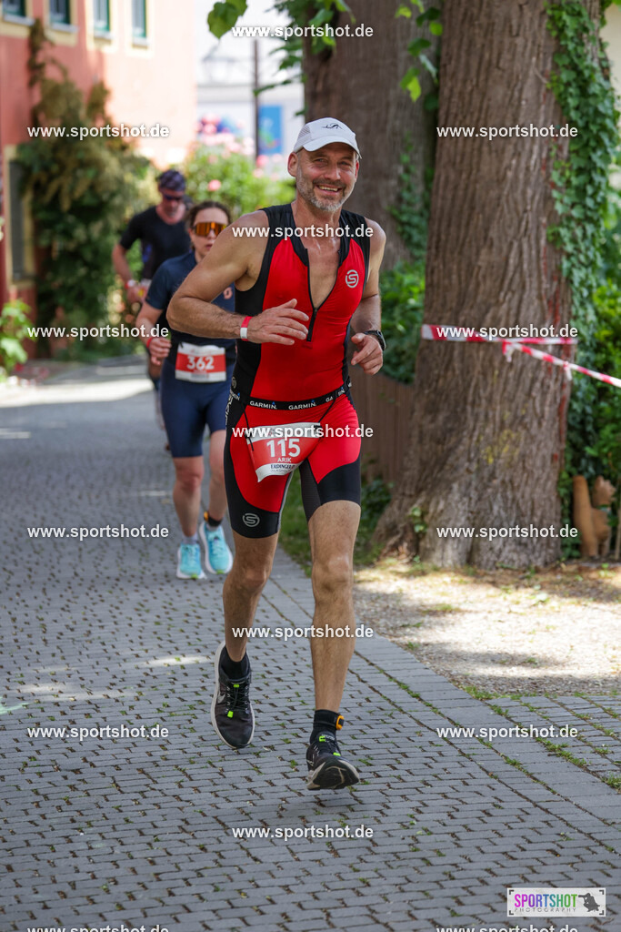 KSZ_8222 | Stadttriathlon Erding 2025. #yourpictrs #sportshot_your_pictrs @Sportshotphotography #stadttriathlonerding Copyright: www.sportshot.de