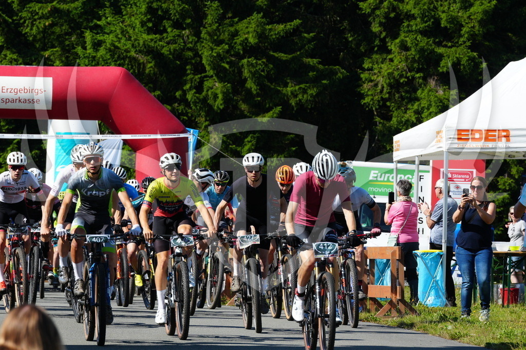 DSC09857 | Fotogalerie der Treibjagd im Dunkelwald - Dein MTB Etappenrennen im Erzgebirge - Realisiert mit Pictrs.com