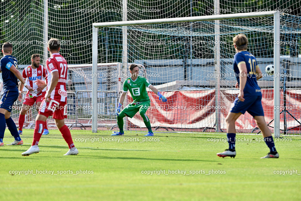 ATUS Velden vs. GAK | Tor ATUS Velden, #8 Fabian Kopeinig ATUS Velden, #27 Benjamin Rosenberger GAK, #1 Jakob Meierhofer GAK, #10 Lukas Lausegger ATUS Velden, ATUS Velden vs. GAK, ATUS Velden vs. GAK am 26.07.2024 in Villach (Stadion Lind), Austria, (Photo by Bernd Stefan)
