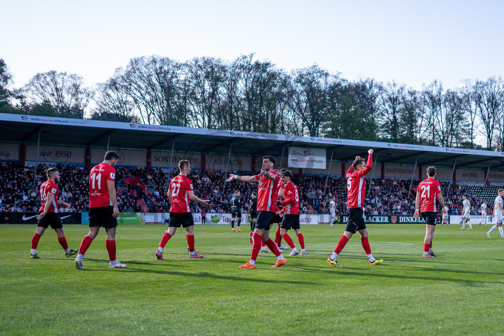 SG Sonnenhof Großaspach vs. SGV Freiberg, Fussball, Regionalliga Suedwest, 30. Spieltag, 22.04.2026 | #,SG Sonnenhof Großaspach vs. SGV Freiberg, Fussball, Regionalliga Suedwest, 30. Spieltag, 22.04.2026