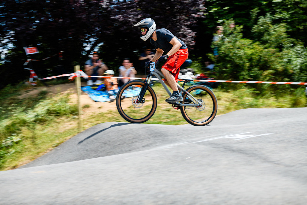 2025.05.31_869_9441-Eugen | German Pumptrack Series - Realisiert mit Pictrs.com