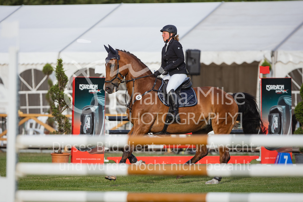 220714_LC_A2-Spr-919 | Deine schönsten Turniermomente als professionelle Fotos! Entdecke hochwertige Pferdesport-Fotografie im Online-Shop. Jetzt Fotos finden & bestellen!