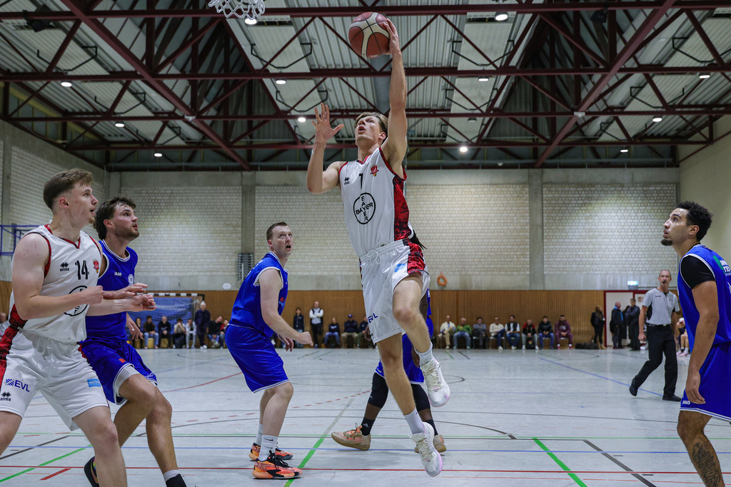 Regio BAYER GIANTS vs NEW Elephants Grevenbroich-17 | Fotos von Basketballspielen aus dem Raum NRW fotografiert von Gero Mueller-Laschet und Daniel Schaefer - Realisiert mit Pictrs.com