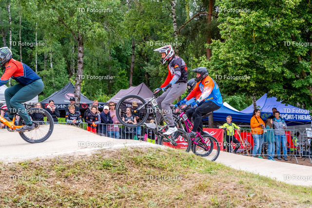 BayBMX2026-05314 | Fotogalerie von Thomas Dettweiler mit Eventbildern und lizenzfreien Fotos. Perfekt als Wandbild, für Büro, Website oder private Nutzung. - Realisiert mit Pictrs.com