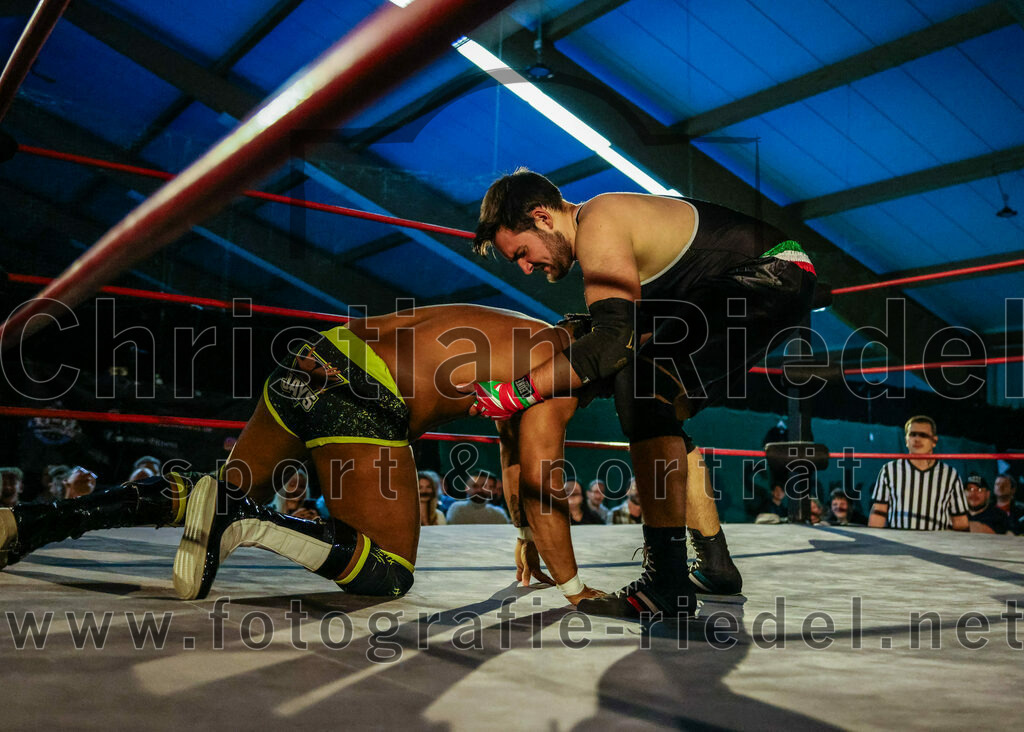 2023-11-11_038_Erding_Wrestlingshow | Erding, Deutschland, 11.11.2023:
Wrestling, Saison 2023, EWS Wrestling ERDING

Foto: Christian Riedel / fotografie-riedel.net