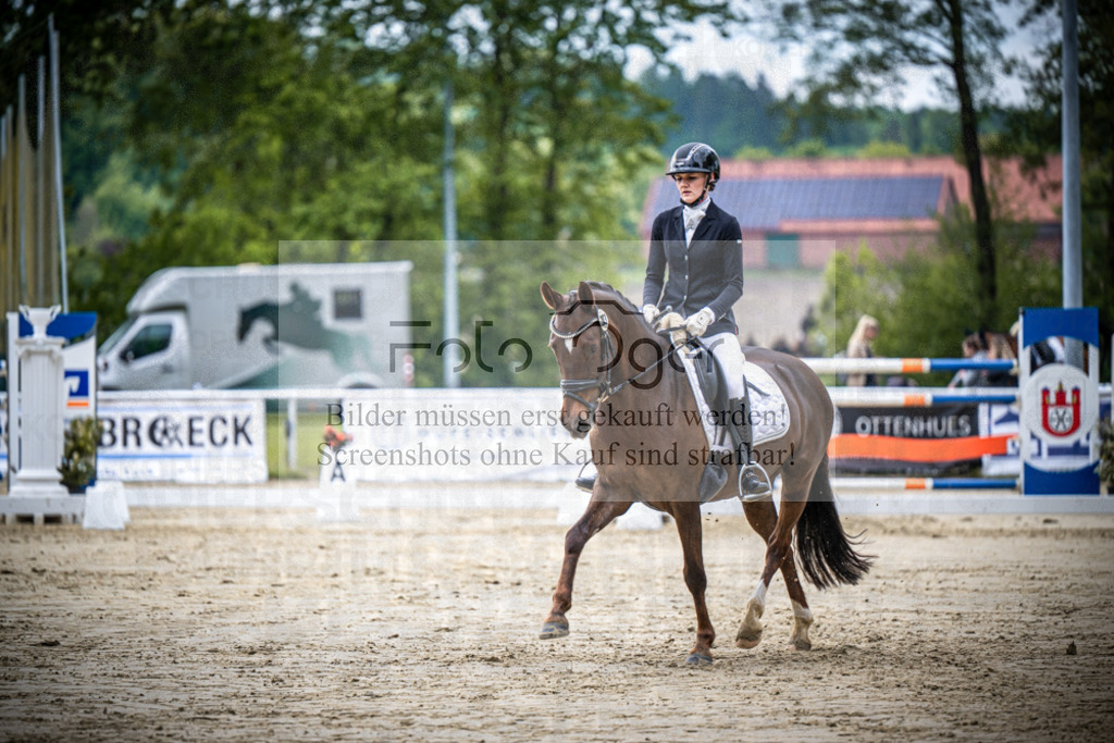 DOS_1544 | Reitturnier Venne - Realisiert mit Pictrs.com