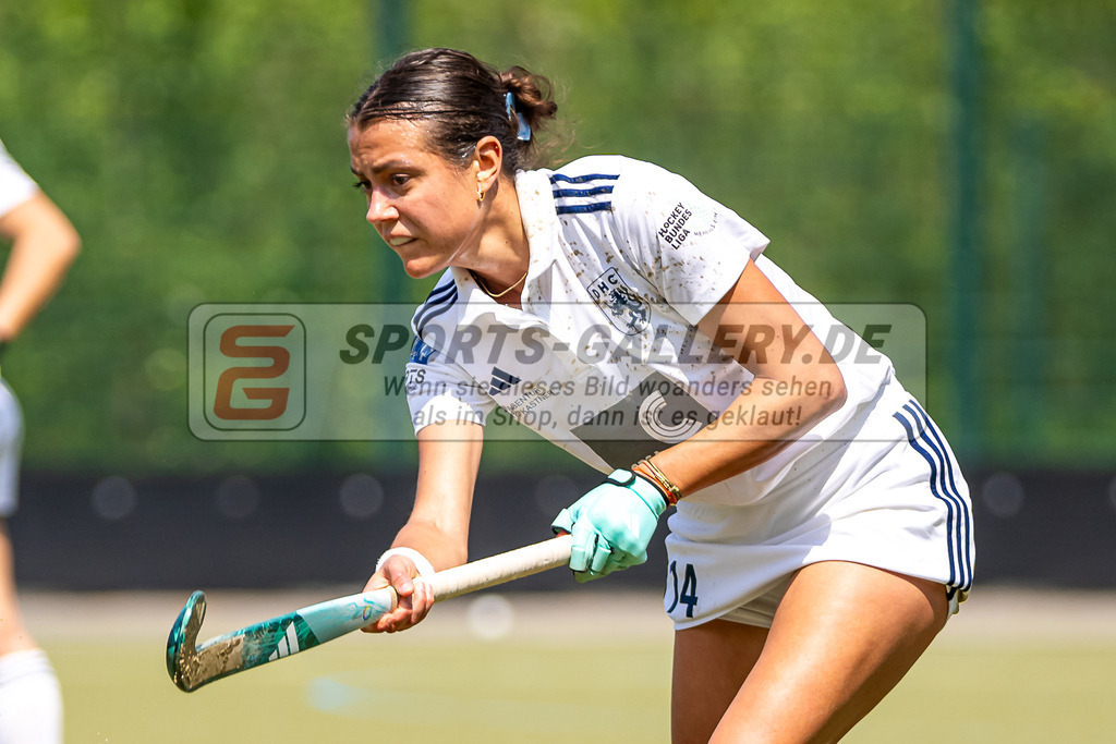HK_20240511_100676-2 | 1.Bundesliga Damen Düsseldorfer HC - Harvestehuder THC am 11.5.2024 Düsseldorfer HC, Düsseldorf , Selin Oruz ( Düsseldorfer HC #14 )