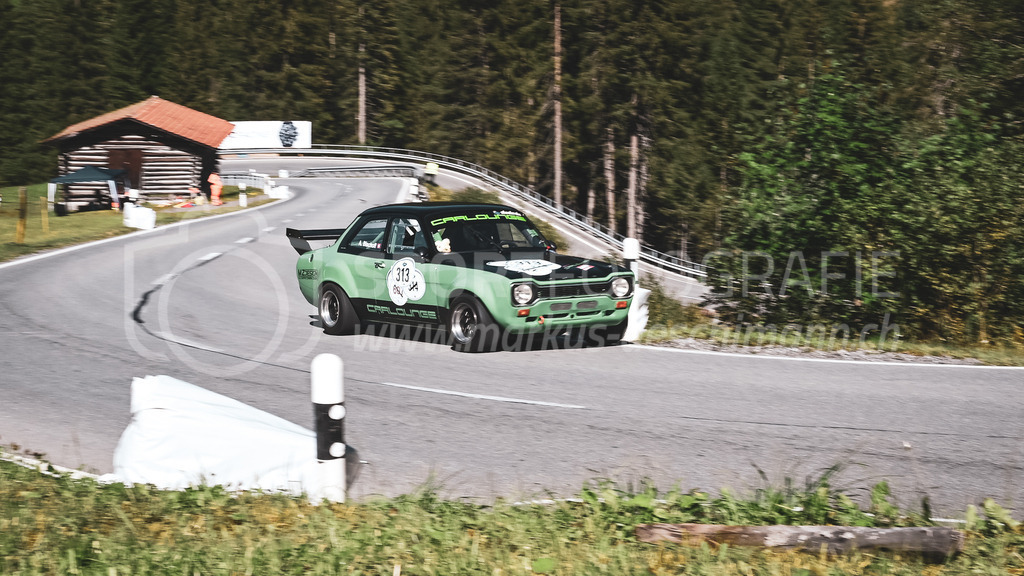 19. Arosa ClassicCar 2023 - 1. September 2023 | 19. Arosa ClassicCar 2023
Arosa, Schweiz
Bischoff Alf aus Bottighofen mit der Startnummer 313 in einem Ford Escort RS MK1, Jahrgang 1972, in der Klasse Sport Trophy.
@arosaclassiccar, @arosa.official, #arosaclassiccar, #arosa, #76curves, #classiccar
Bild: Sportfotografie Markus Aeschimann | www.markus-aeschimann.ch - Realisiert mit Pictrs.com