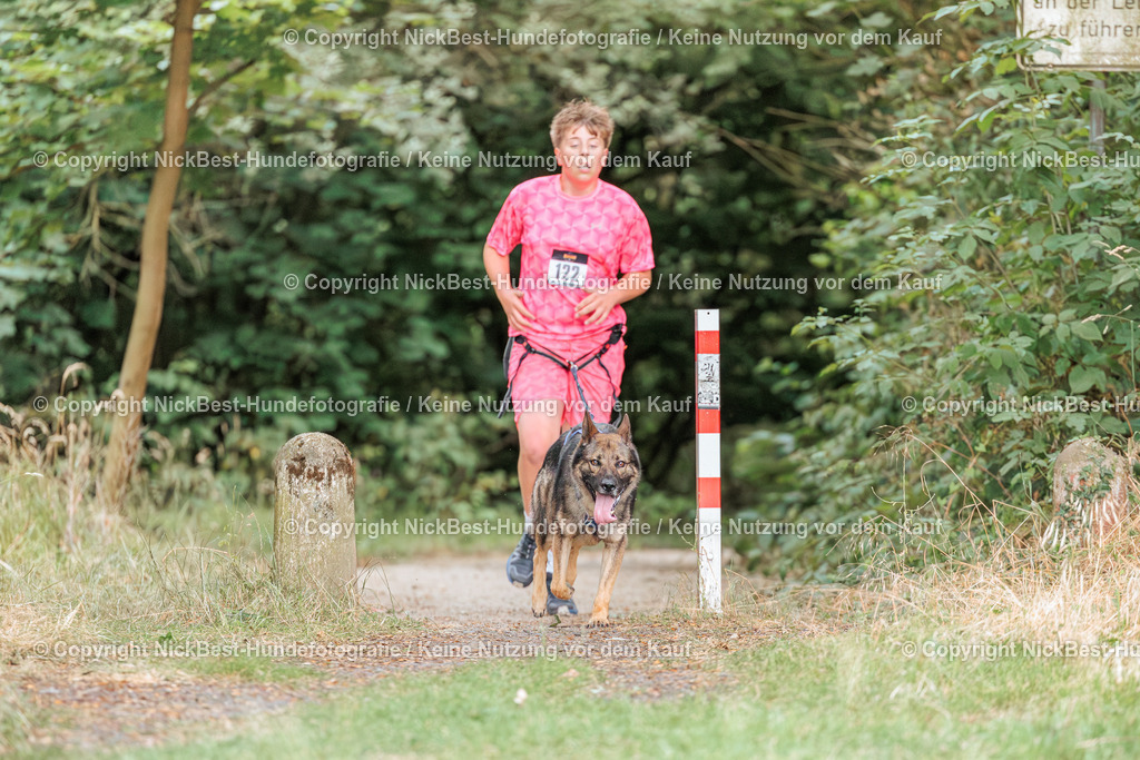 THS-Quakenbrück-2026-Nickbest-Hundefotografie-0398 | Dein Hund! Dein Moment! Deine Erinnerungen! Hundefotografie in Bremen Blumenthal. Ich fange die besonderen Momente deines Vierbeiners ein – ob Indoor mit Blitzanlage oder in der freien Natur. Sicher dir dein Moment und dein Termin für eure Erinnerungen.