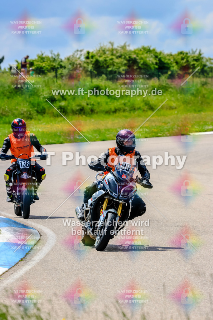 MotoTeam-0101 | Hier findet Ihr Bilder von Touristenfahrten auf der Nürburgring Nordschleife oder von anderen Veranstaltungen die ich besucht habe. Viel Spass beim Durch Schauen 