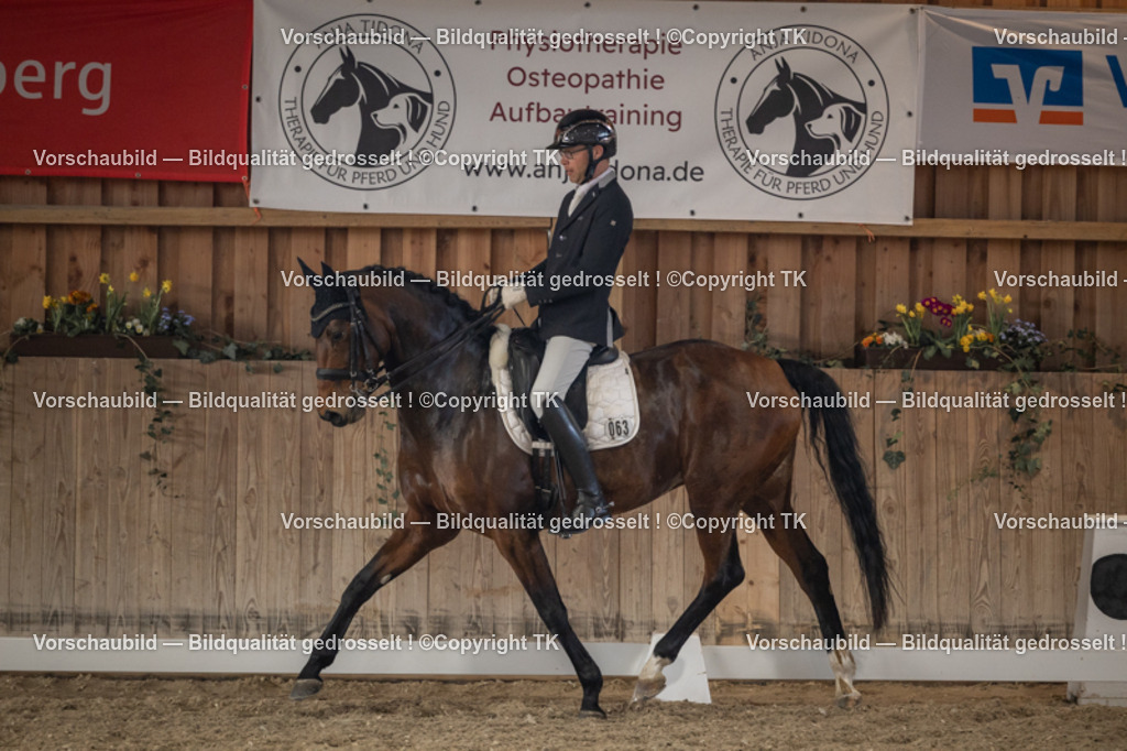 _D5A6203 | Emotionale Pferde- & People-Fotografie rund um Heidelberg, Leimen & Umgebung. Natürliche Fotos von Pferd, Mensch & Familie. Jetzt Termin sichern!