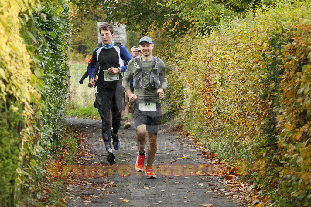 251026_1004_EV4_3893 | Sportfotografie im Rhein-Sieg Kreis, Köln, Bonn, NRW, Rheinland Pfalz, Hessen, etc. Unser Tätigkeitsfeld umfasst den Laufsport vom Volkslauf über den Marathon, Duathlon, Triathon bis zum Ultralauf wie Kölnpfad Ultra oder Schindertrail.