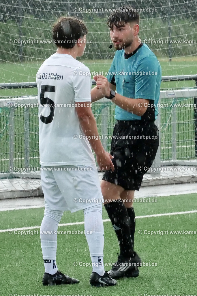 Fußball : C-Junioren : Aufstieg Regionalliga West : SUS 09 Dinslaken - Vfb 03 Hilden am 04.06.2026 in Dinslaken | Fußball : C-Junioren : Aufstieg Regionalliga West : SUS 09 Dinslaken (rotr Trikots)- Vfb 03 Hilden (weiße Trikots) am 04.06.2026 in Dinslaken - Realisiert mit Pictrs.com