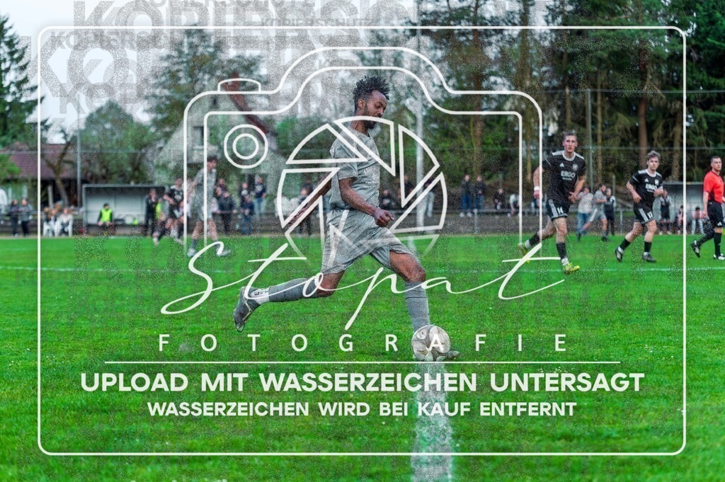 HMFGFS-1033 | Abdelkader Awad (Heidmark 3 #10) beim Herren 3. Kreisklasse HK Spiel zwischen Heidmark III und FG Fulde-Stellichte im Heidmarkstadion, Bad Fallingbostel (Simon Paul Stopat) - Realisiert mit Pictrs.com