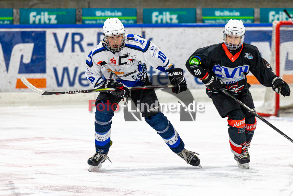 TSV Peißenberg Miners vs HC Landsberg | Eishockey Landesliga U15 2023/2024, TSV Peißenberg Miners vs HC Landsberg, 20240113,
,
2024-01-13 in Peißenberg (Eisstadion)

Copyright: WolfgangxLindner