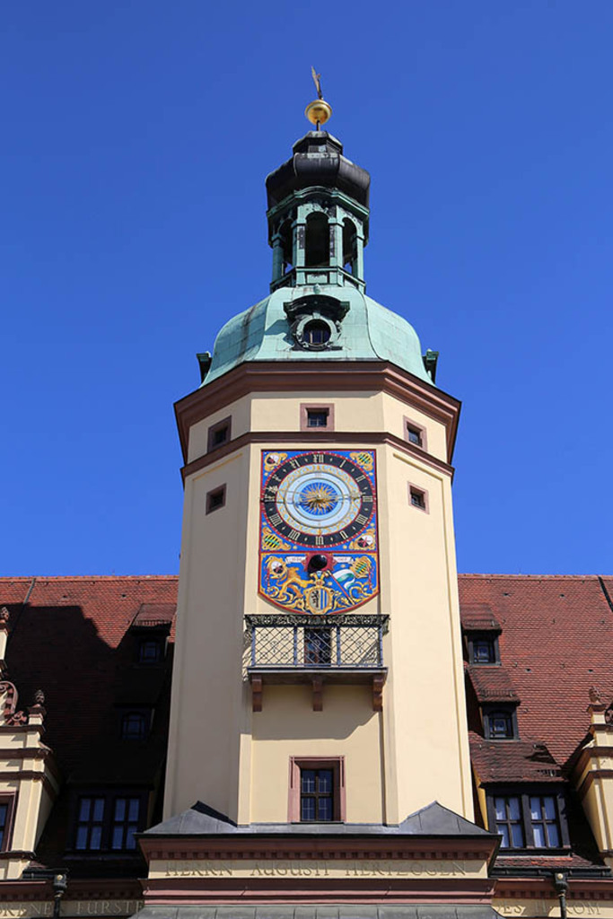 Bildlexikon Leipzig - Altes Rathaus - Rathausturm | Das Team hinter BILDLEXIKON LEIPZIG bündelt historische wie aktuelle Informationen über die Stadt Leipzig in Text und Bild auf einer Plattform und stellt diese der interessierten Öffentlichkeit zur Verfügung.