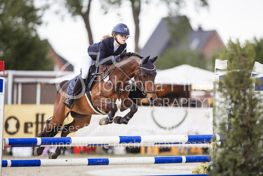 240504_PonyTrophy-164 | Deine schönsten Turniermomente als professionelle Fotos! Entdecke hochwertige Pferdesport-Fotografie im Online-Shop. Jetzt Fotos finden & bestellen!