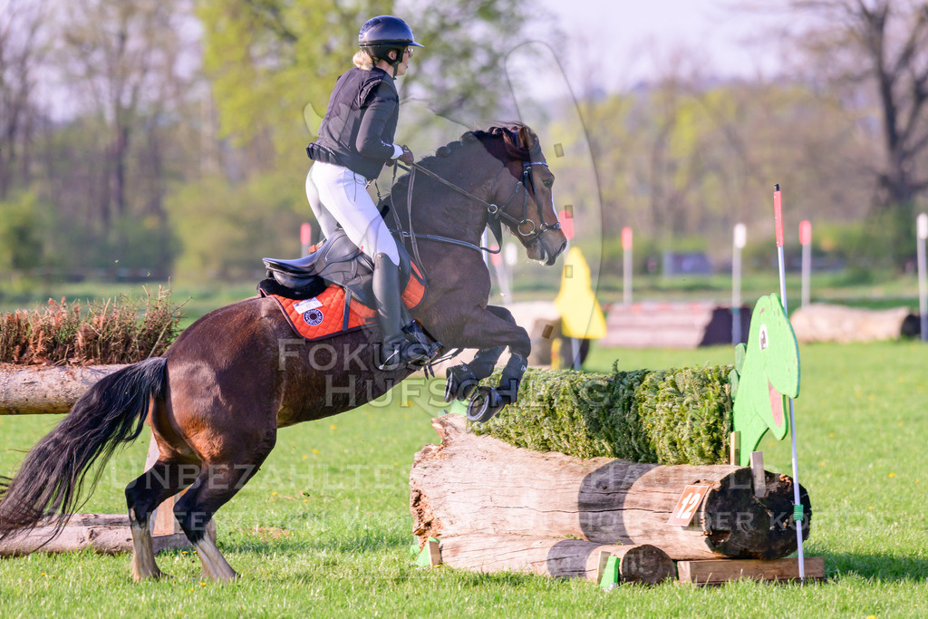 18042026-Gernlinden-02-0231 | Fokus Hufschlag Fotografie - Realisiert mit Pictrs.com