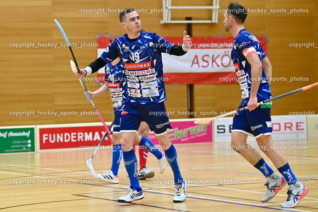 VSV Unihockey vs. Phönix Fireball 11.2.2023 | #19 Philipp Seiser,  Jubel VSV Unihockey Mannschaft, #5 Michael Kanduth
