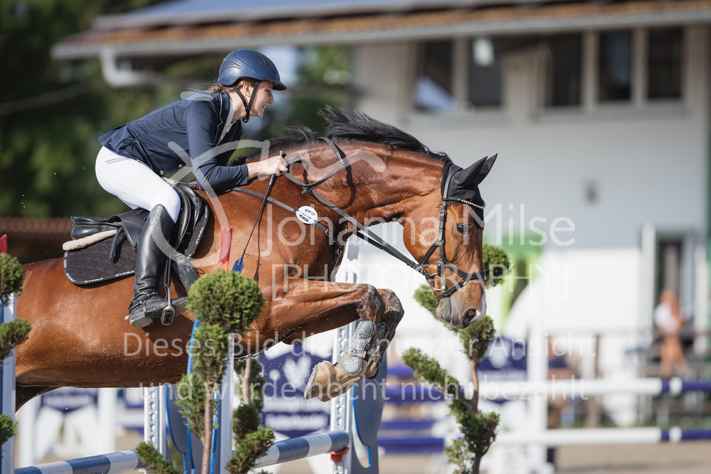 230624_PfSpTa_A2-Spr-152 | Deine schönsten Turniermomente als professionelle Fotos! Entdecke hochwertige Pferdesport-Fotografie im Online-Shop. Jetzt Fotos finden & bestellen!