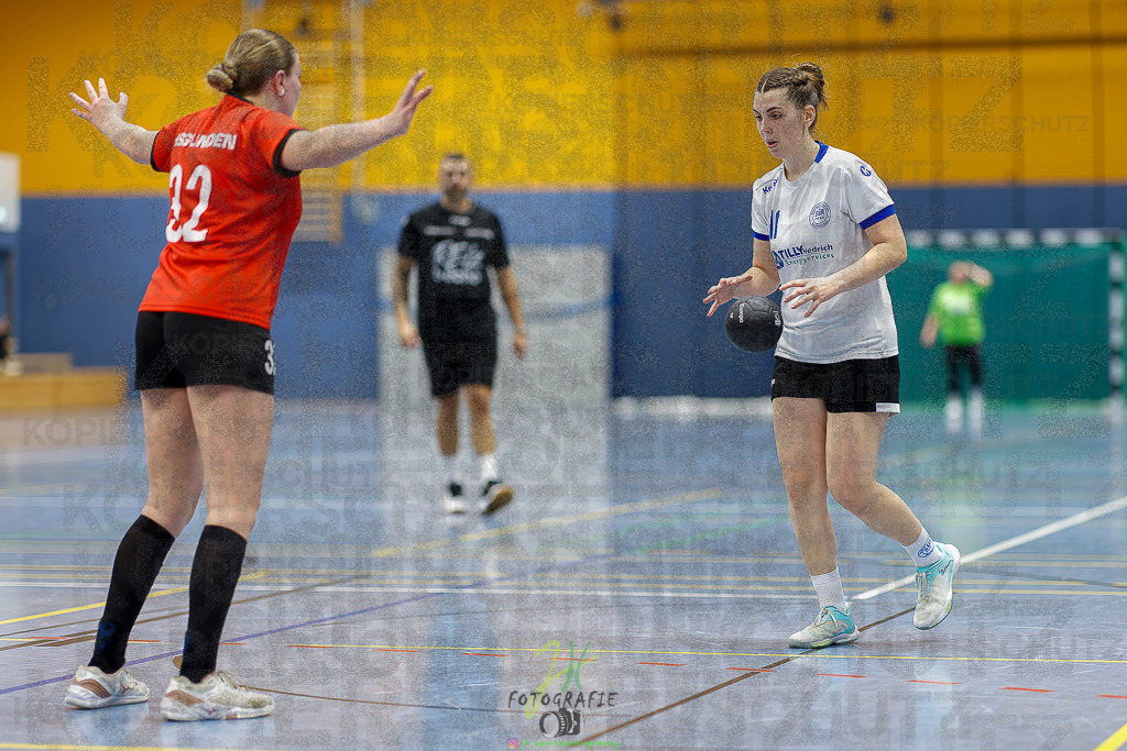 Frauen 2. Bezirksklasse; SG Rechtenbach - HSG Linden II | Frauen 2. Bezirksklasse; SG Rechtenbach - HSG Linden II am 16.11.2025 in Rechtenbach (Sporthalle Rechtenbach)Photo © 2025 - Jörg Heinrich - Realisiert mit Pictrs.com