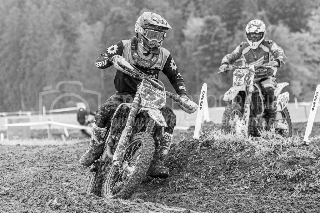 Motocross Schlatt bei Winterthur - 30. April 2022 | Motocross Schlatt bei Winterthur
MC Wila, Schlatt bei Winterthur
Bild: Sportfotografie Markus Aeschimann | www.markus-aeschimann.ch - Realisiert mit Pictrs.com