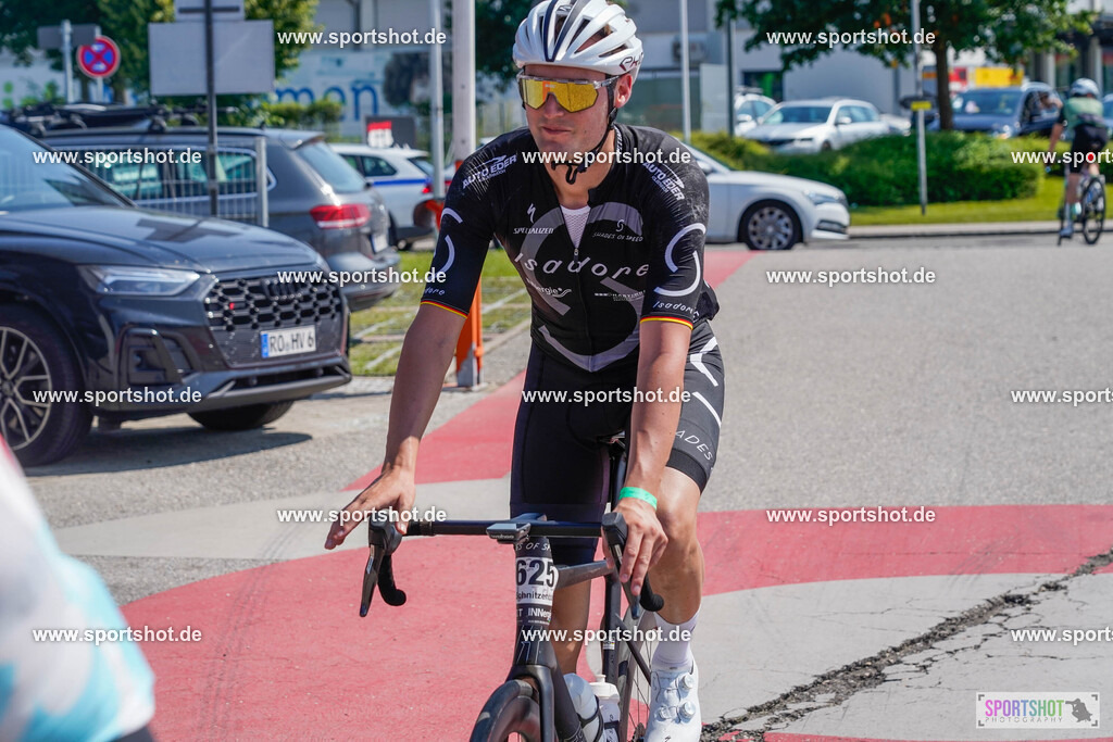 _DSC8989 | Shades of Speed                                                #sportshot_your_pictrs                                        #yourpictrs                                                          @Sportshotphotography                                   Photo Credit: www.sportshot.de