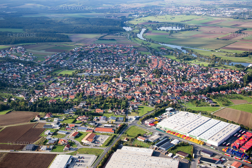 Luftbild: Gewerbegebiet und Firmenansiedlung Gewerbegebiet An der Siechkapelle in Knetzgau im Bundesland Bayern in Deutschland. Foto: IMG_073837.jpg vom 27.09.2014 durch Werner Riehm/FLY-FOTO.de