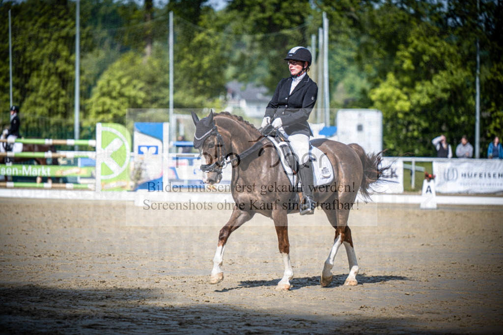 DOS_2138 | Reitturnier Venne - Realisiert mit Pictrs.com