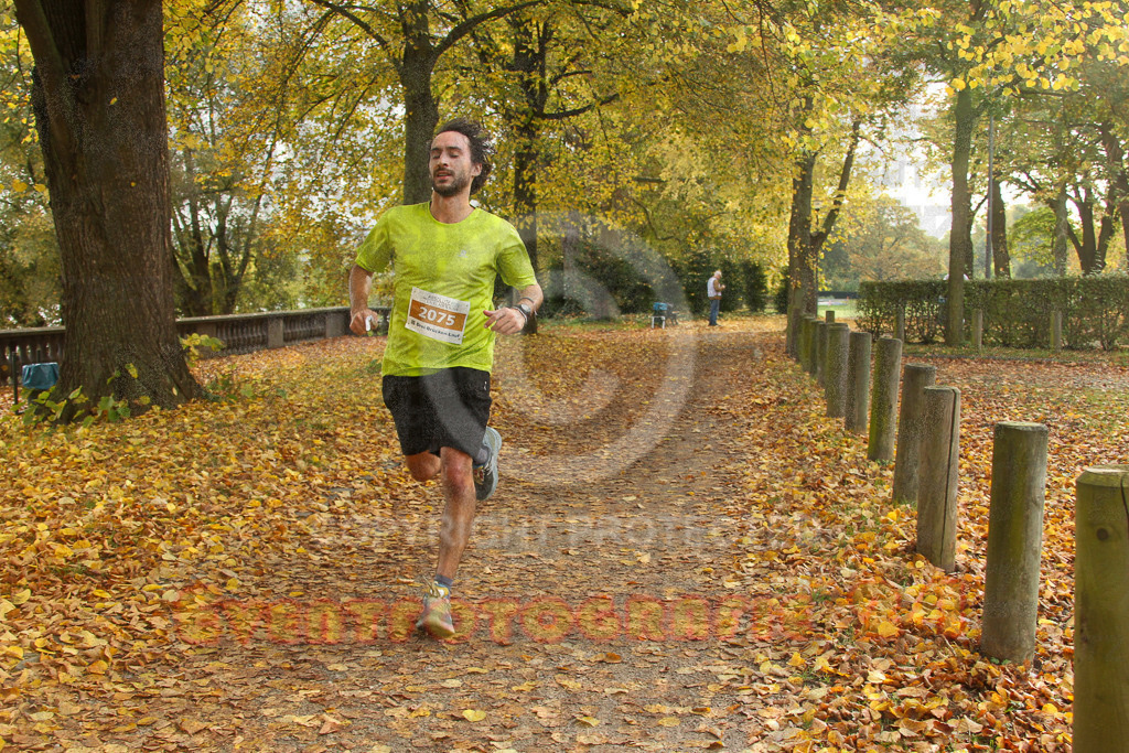 241020_1033_EV4_4970 | Sportfotografie im Rhein-Sieg Kreis, Köln, Bonn, NRW, Rheinland Pfalz, Hessen, etc. Unser Tätigkeitsfeld umfasst den Laufsport vom Volkslauf über den Marathon, Duathlon, Triathon bis zum Ultralauf wie Kölnpfad Ultra oder Schindertrail.