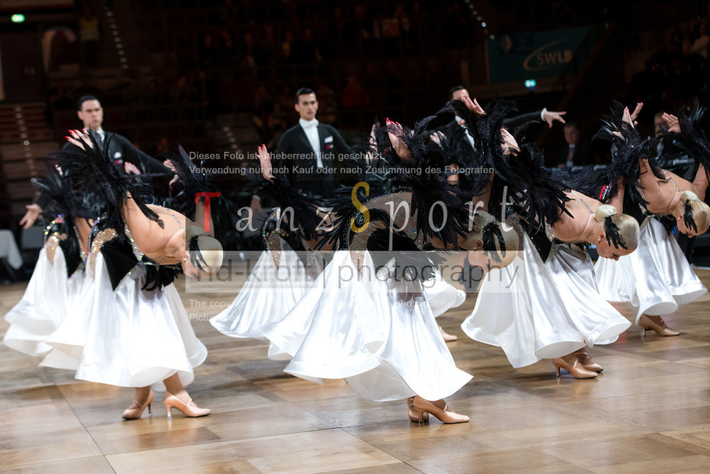 20241109_DM-Formationen_Vorrunde_2694 | Tanzsportbilder, Standardtanz, Lateintanz, WDSF, DTV, LTVB, dancecomp, goc, hessen tanzt, blaues band der spree, walzer, tango, wiener walzer, slowfox, quickstepp, samba, rumba, cha-cha-cha, paso doble. jive, hd-kroft photography, turniertanzsport