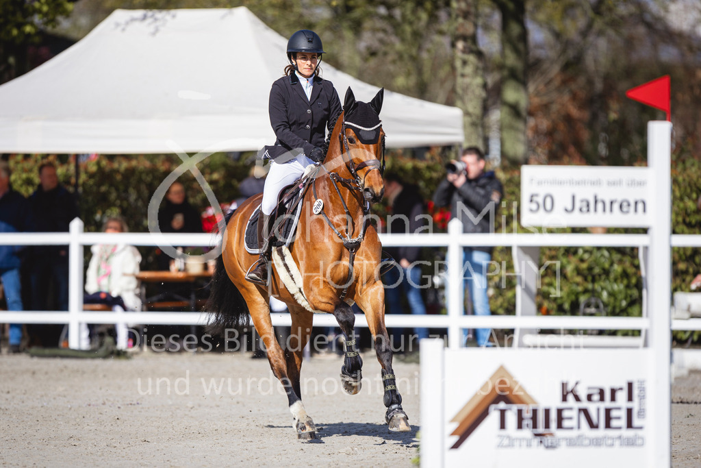 240424_Lemwerder_Stil-L-127 | Deine schönsten Turniermomente als professionelle Fotos! Entdecke hochwertige Pferdesport-Fotografie im Online-Shop. Jetzt Fotos finden & bestellen!