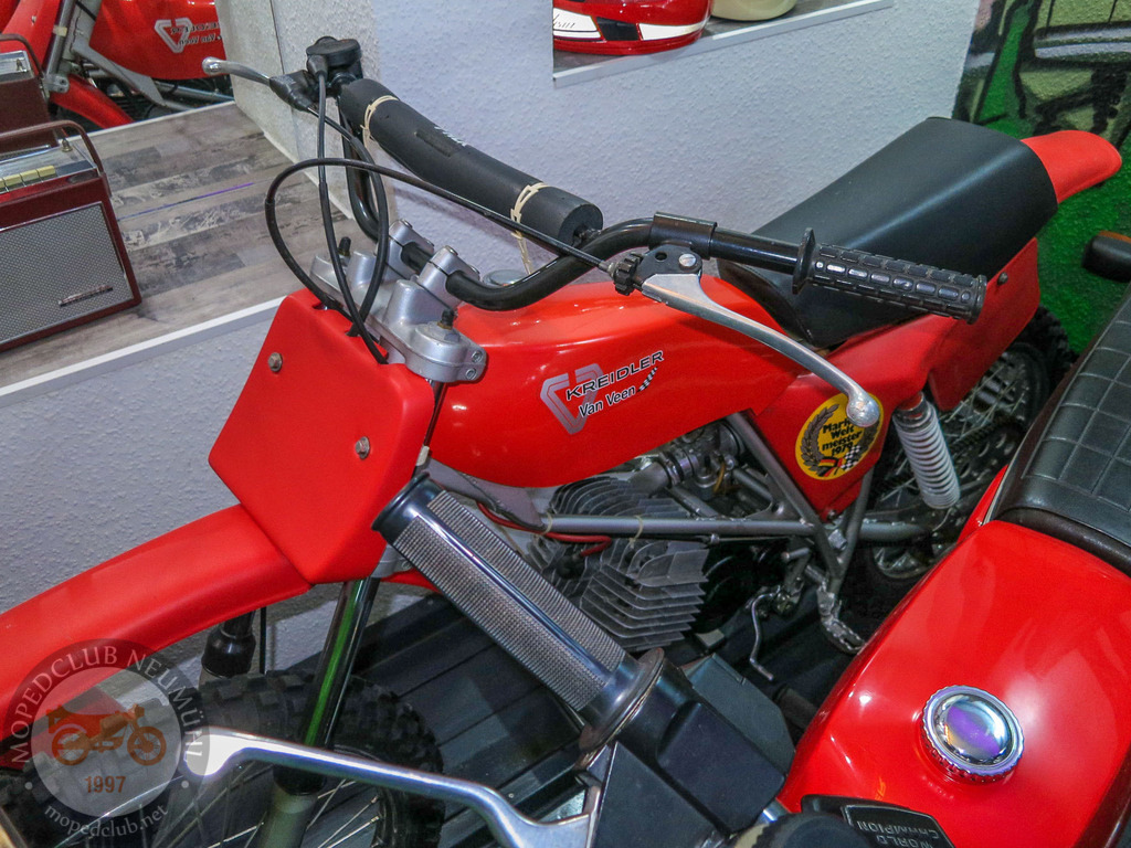 MopedmuseumNeumühl_151023_067 | Bildergalerie von Sport-Ereignissen aber auch von weiteren spannenden Dingen - nicht nur vom Niederrhein. In Anlehnung an den bekannten Spruch von Hanns Dieter Hüsch heißt das Motto: "Niederrhein ist überall".  - Realisiert mit Pictrs.com