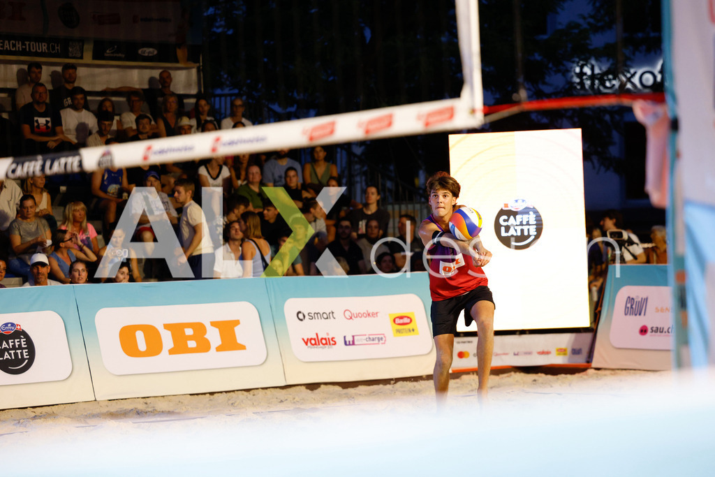 Obi BeachTour 2026 - Basel | BASEL, SWITZERLAND - JULY 17: SIMON LEFFLER (SUI) during the Obi BeachTour 2026 match between DILLIER / FLÜCKIGER (SUI) and ALLEMANN / LEFFLER (SUI) at Barfüsserplatz on July 17, 2026 in Basel, Switzerland. - Realisiert mit Pictrs.com