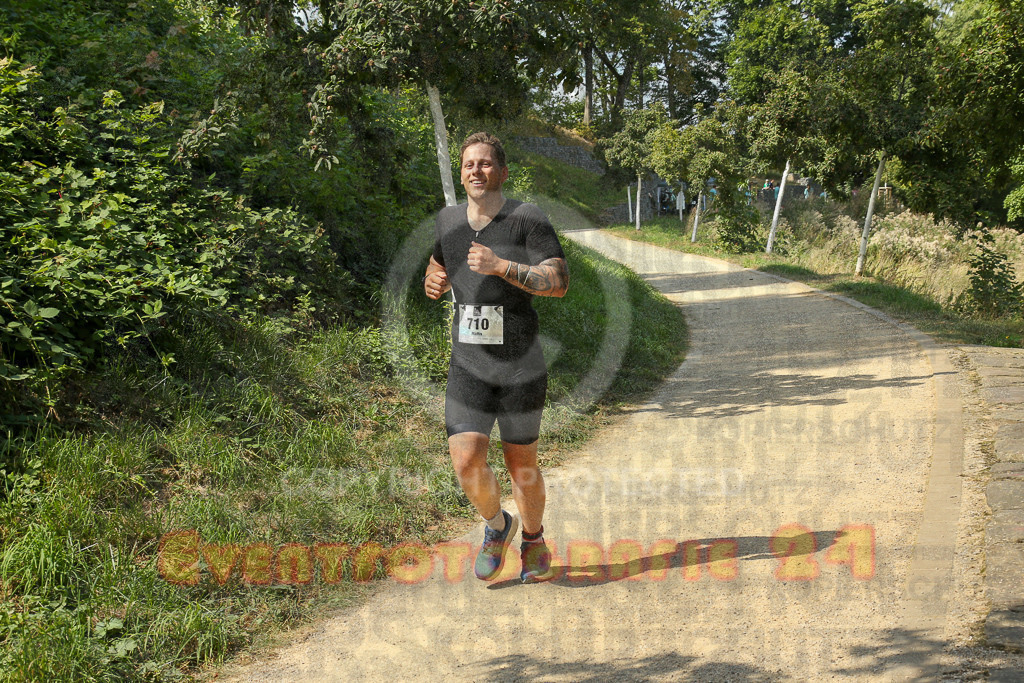 250824_1434_EX1_6734 | Sportfotografie im Rhein-Sieg Kreis, Köln, Bonn, NRW, Rheinland Pfalz, Hessen, etc. Unser Tätigkeitsfeld umfasst den Laufsport vom Volkslauf über den Marathon, Duathlon, Triathon bis zum Ultralauf wie Kölnpfad Ultra oder Schindertrail.