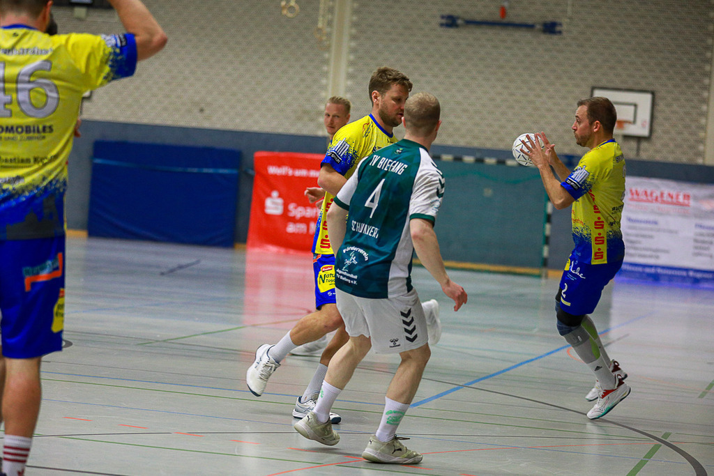 SVN_TvBiefang_161124_002 | Bildergalerie von Sport-Ereignissen aber auch von weiteren spannenden Dingen - nicht nur vom Niederrhein. In Anlehnung an den bekannten Spruch von Hanns Dieter Hüsch heißt das Motto: "Niederrhein ist überall".  - Realisiert mit Pictrs.com