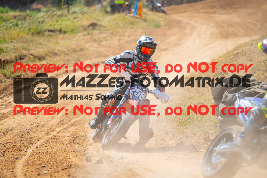 MaZZes-Fotomatrix-20260815-606847 | S2