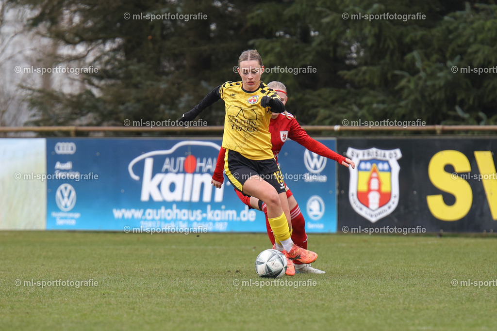 Fußball I Frauen I Saison 2025/2026 I Oberliga Schleswig-Holstein I 14. Spieltag I SV Frisia 03 Risum-Lindholm - SV Wahlstedt | ml-sportfotografie - Realisiert mit Pictrs.com