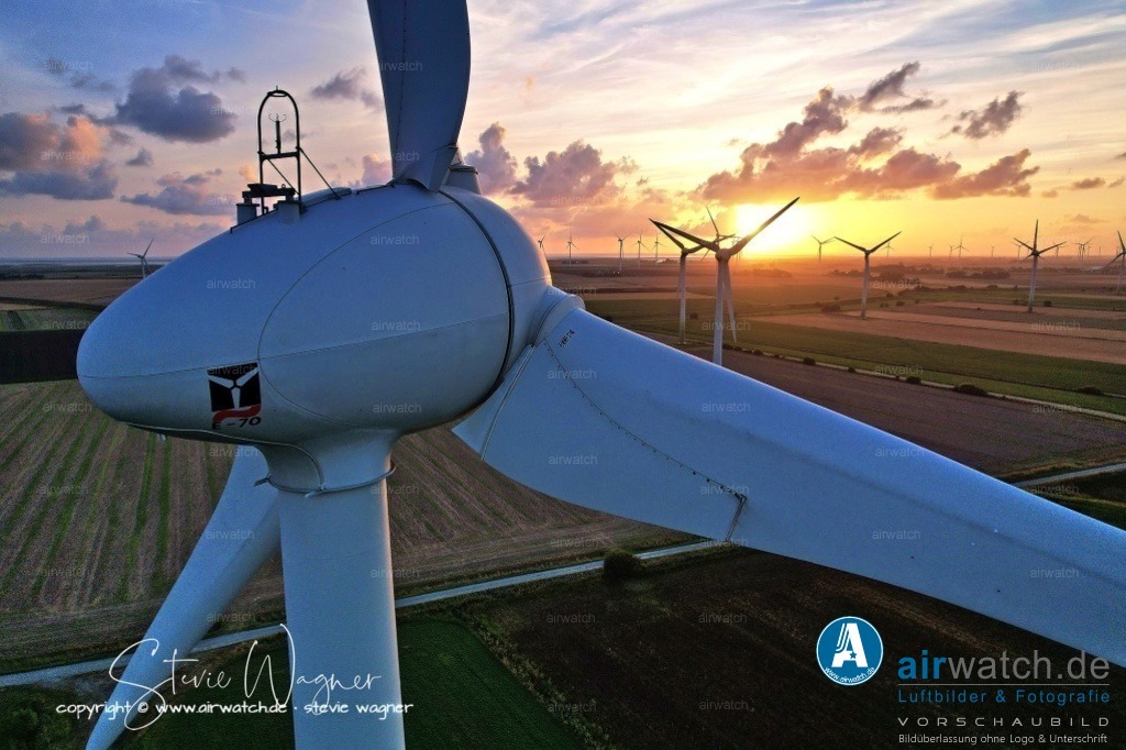 Windpark Breklumer-Koog | Luftbild, Windenergieanlagen, Enercon, Windpark Breklumer Koog