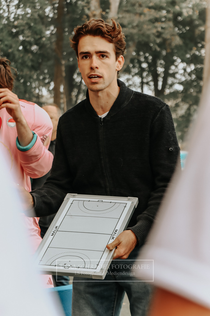 MU18_DM_ZWR_HF_RWK-KTHC_18.10.25_Köln (214 von 432) | lanaschraderfotografie - Realisiert mit Pictrs.com