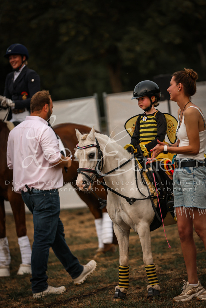 SaShow00124 | Leoni Ertmer Photography - Realisiert mit Pictrs.com